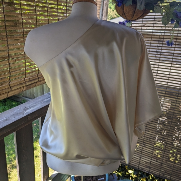 Off the shoulder satin finish top . - Picture 8 of 10